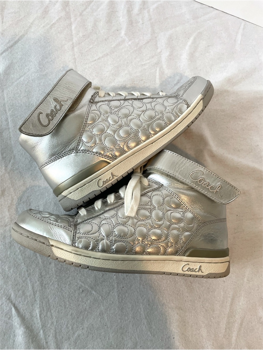Coach Nanette Silver High Top Sneakers Logo Pattern Lace Up Hook & Loop Size 9.5